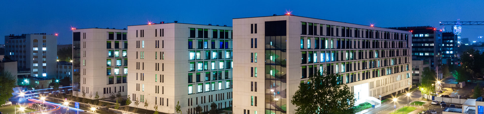 Wieczorny widok Szpitala Pediatrycznego 