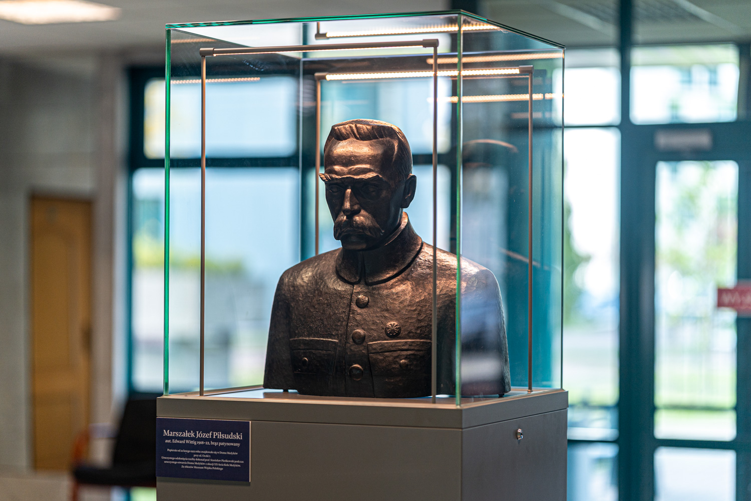 Bronze bust of Józef Piłsudski