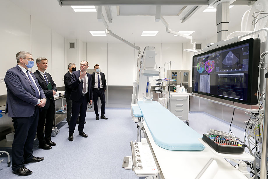 New hospital wing opens at Lindley Hospital