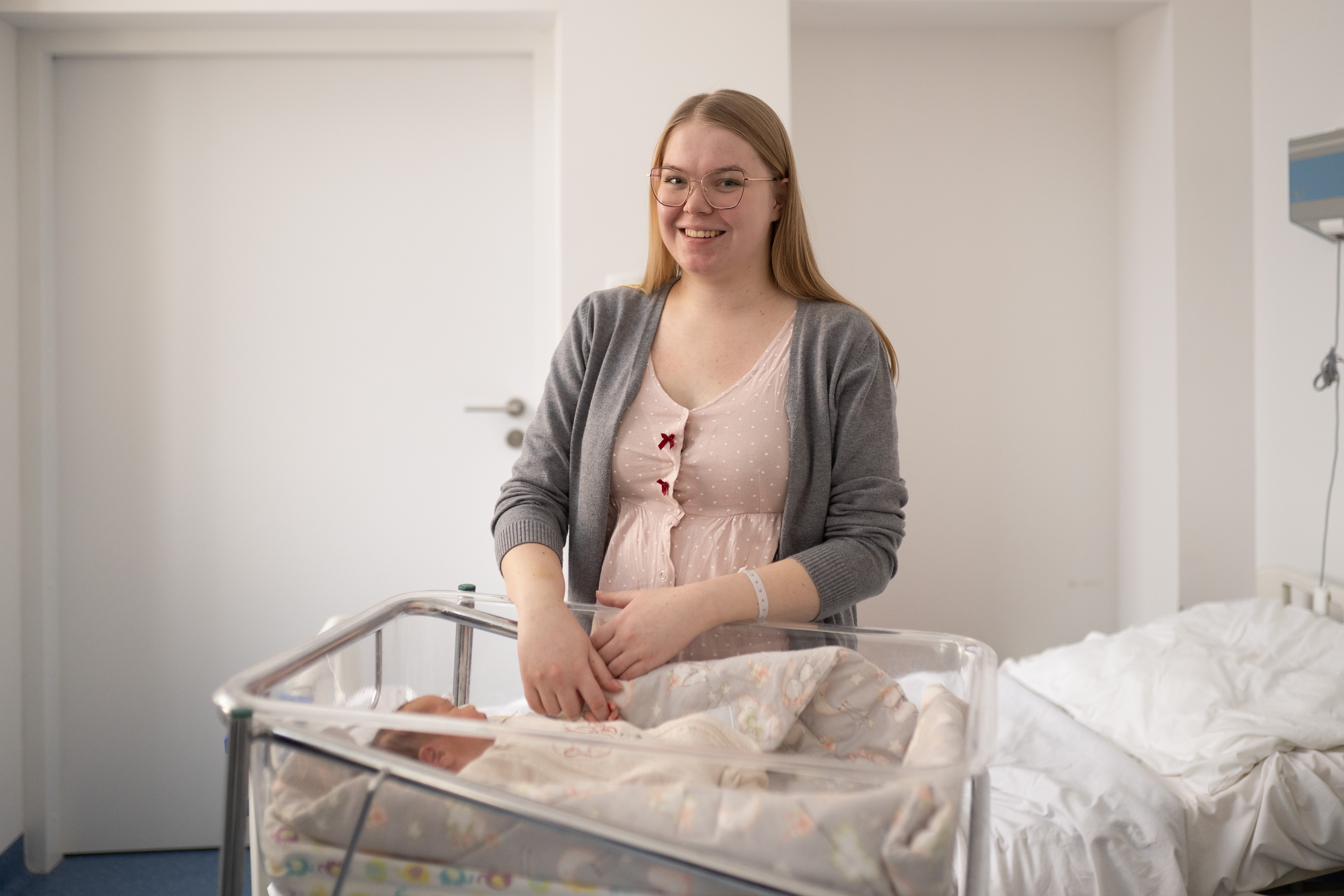 Kobieta po przeszczepie płuc urodziła dziecko. Pierwszy taki poród w Polsce!