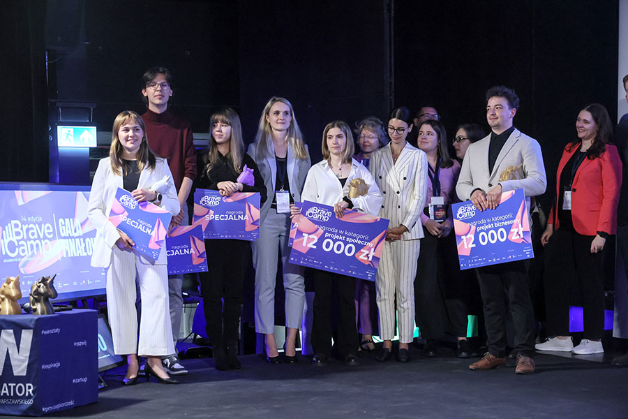 Studentki z podwójnymi nagrodami Inkubatora UW