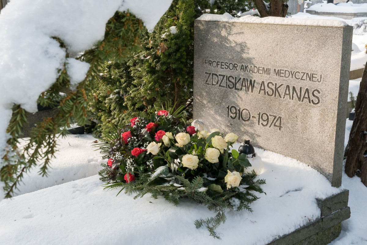 Upamiętniliśmy wybitnego lekarza kardiologa profesora Askanasa i jego uczniów