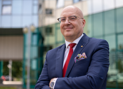 Dr Mariusz Gujski