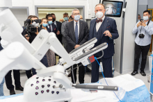 The da Vinci robot in the Infant Jesus Clinical Hospital