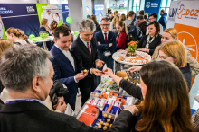 Spotkanie studentów z przedstawicielami branży medycznej i farmaceutycznej