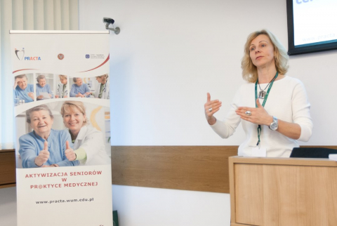 dr Dorota Włodarczyk