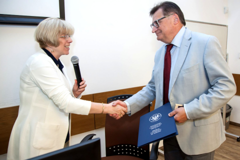 dr hab. Bożena Czarkowska-Pączek oraz prof. Bolesław Samoliński