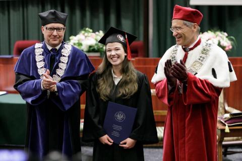 Graduation caps off, the diplomas at the Faculty of Health Sciences have been handed out!