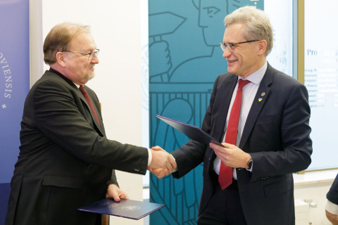 MUW and Warsaw University of Technology work together to protect the health of Poles