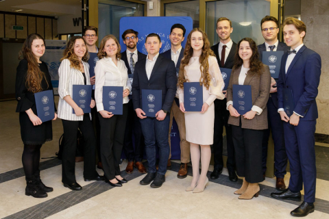 Students and graduates with awards for scientific activities