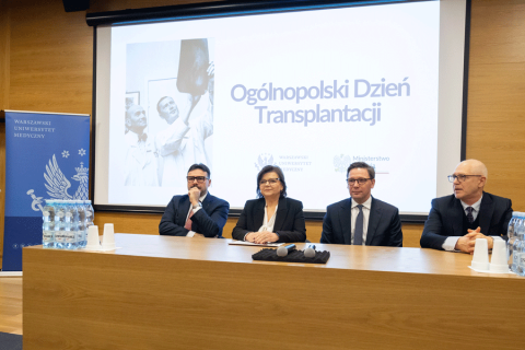 Polska transplantologia coraz lepsza. Konferencja Minister Zdrowia i przedstawicieli WUM