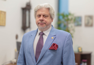 dr hab. Dariusz Białoszewski
